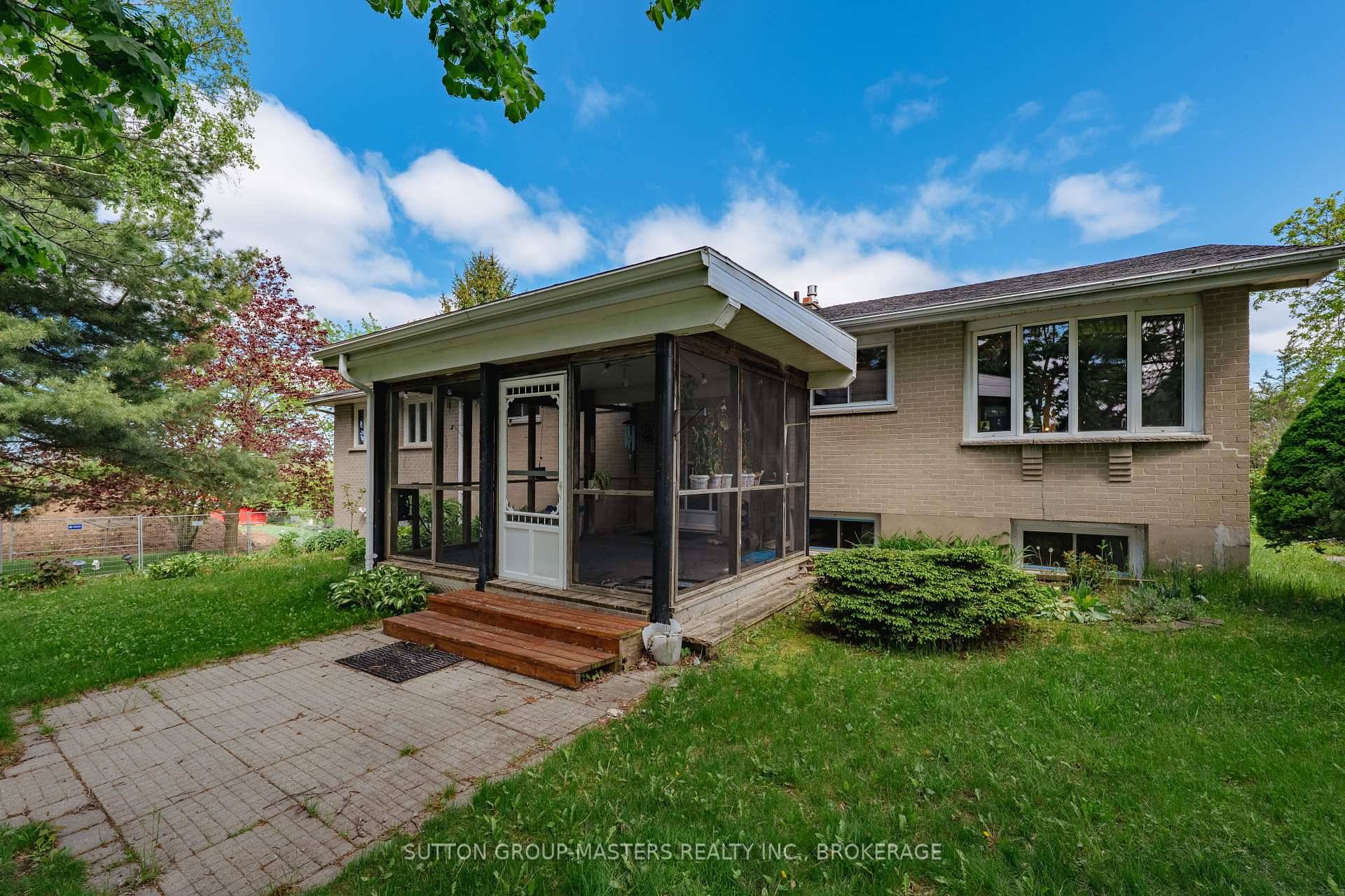 Looking for large family home with potential for extended family or in laws.