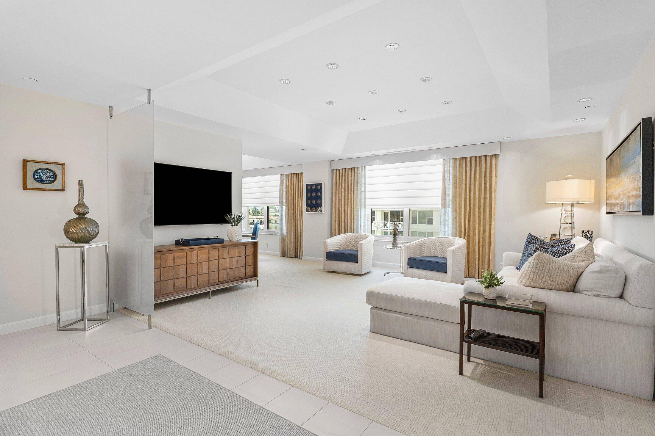 Experience effortless in town living in this beautifully renovated and furnished 2 bedroom, 2 en suite bath residence located in the sought after PB Biltmore.
