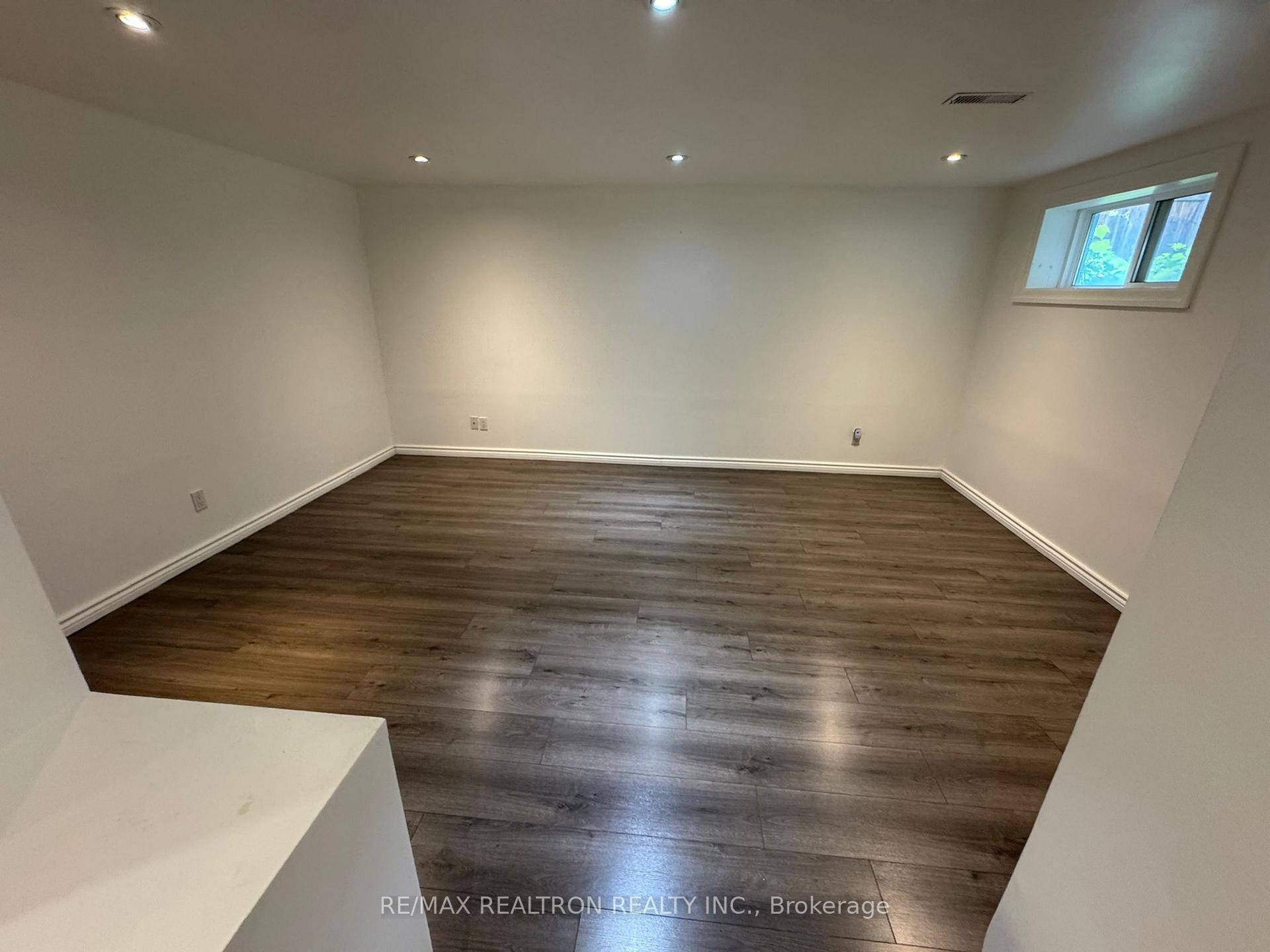 Welcome to this spacious and well maintained 1 bedroom basement apartment, perfect for a quiet and responsible tenant.