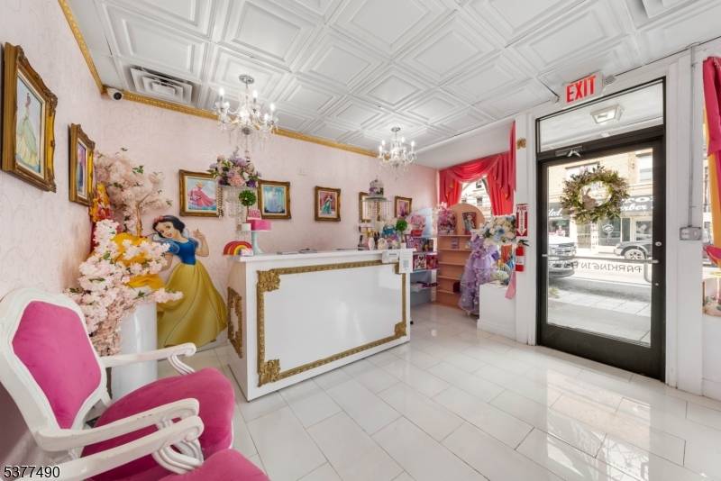 Business for Sale ? Your Very Own Princess Palace !