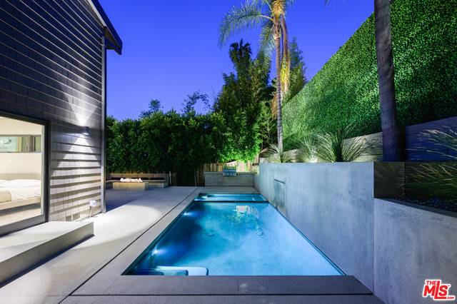 8808  Thrasher AVE Hollywood Hills East LA