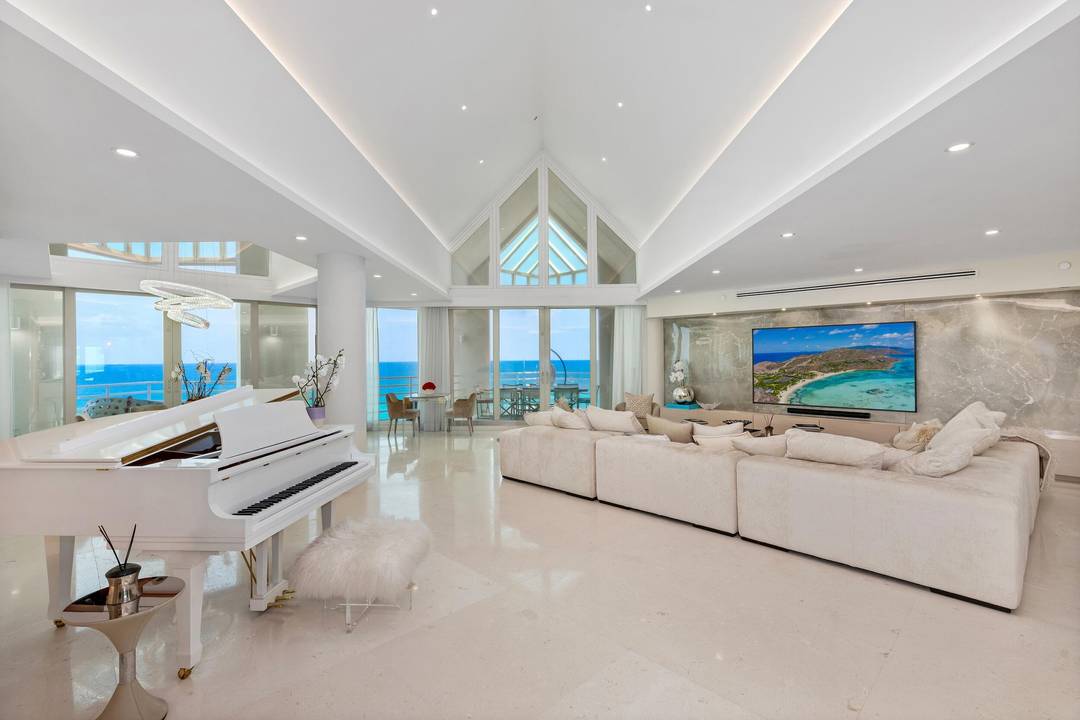 Presidential Penthouse with Ocean and Lake Boca ViewsLocated in the exclusive Presidential Place, this fully renovated southeast corner penthouse offers unobstructed views of the Atlantic Ocean and Lake Boca from ...