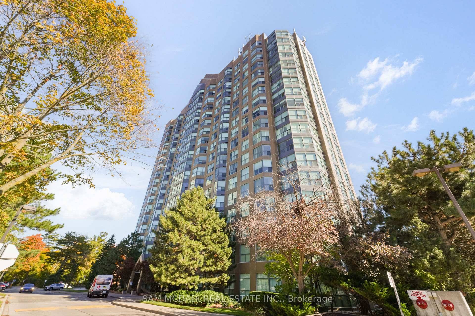 Experience elevated living in this stunning penthouse suite nestled in the desirable Erin Mills community.