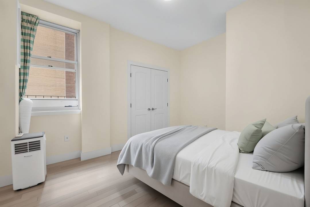 Introducing Apt 2E at 11 Schermerhorn Street, located in the desirable Brooklyn Heights neighborhood.