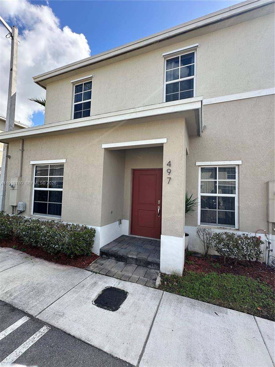 Beautiful and well maintained 4 bedroom, 3 bathroom home located in the desirable Keys Pointe community.