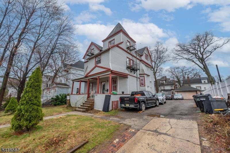 Don't miss this opportunity to own a 3 unit multifamily property, each unit featuring 2 bedrooms and 1 full bathroom, along with separate entrances and proper egress for all units ...