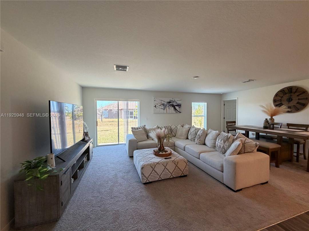 Looking for a home with room to breathe, grow, create, and maybe even hide from your kids for five minutes ?