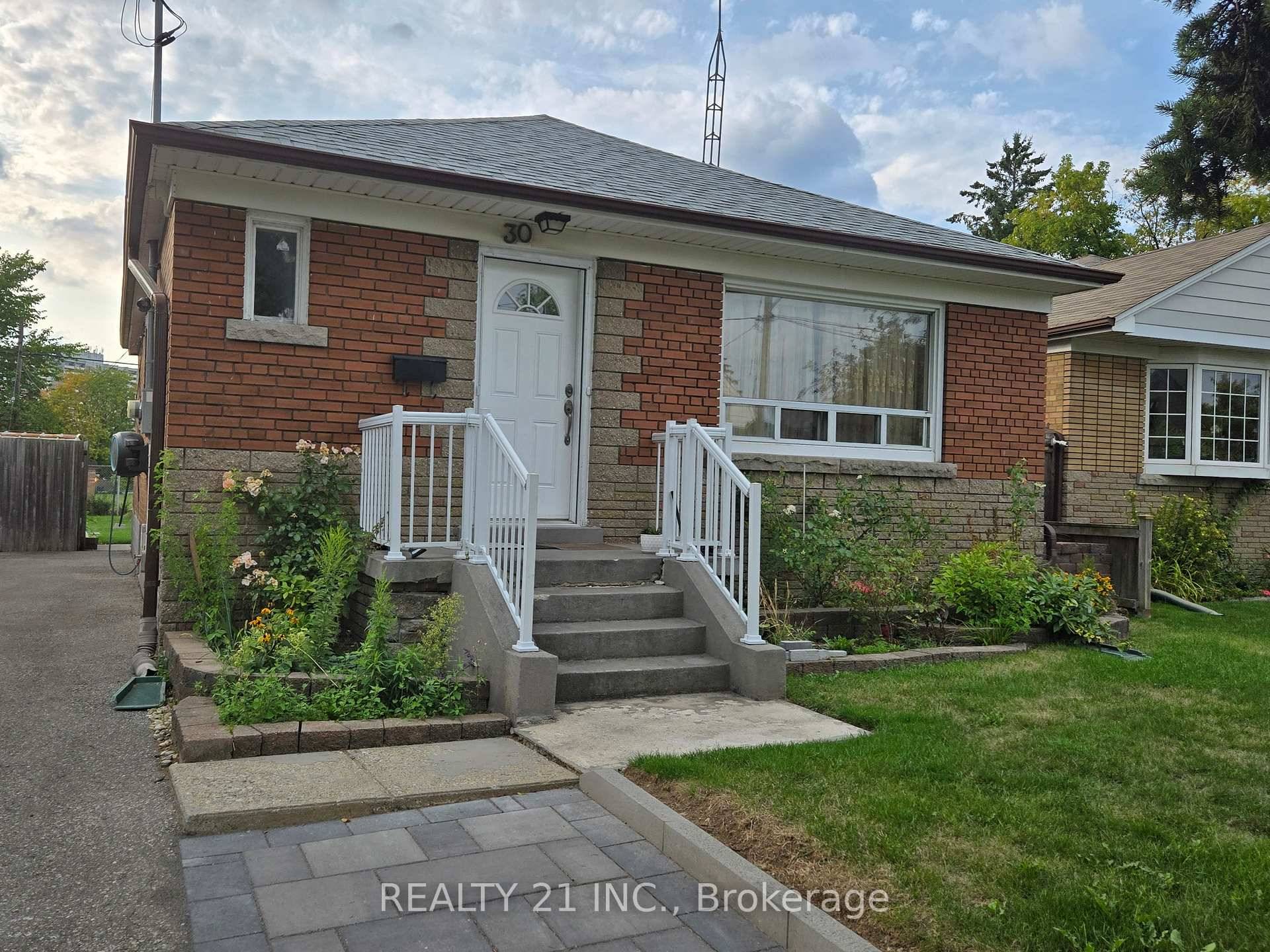Spacious 3 bedroom, 1 bathroom upper level available for rent.