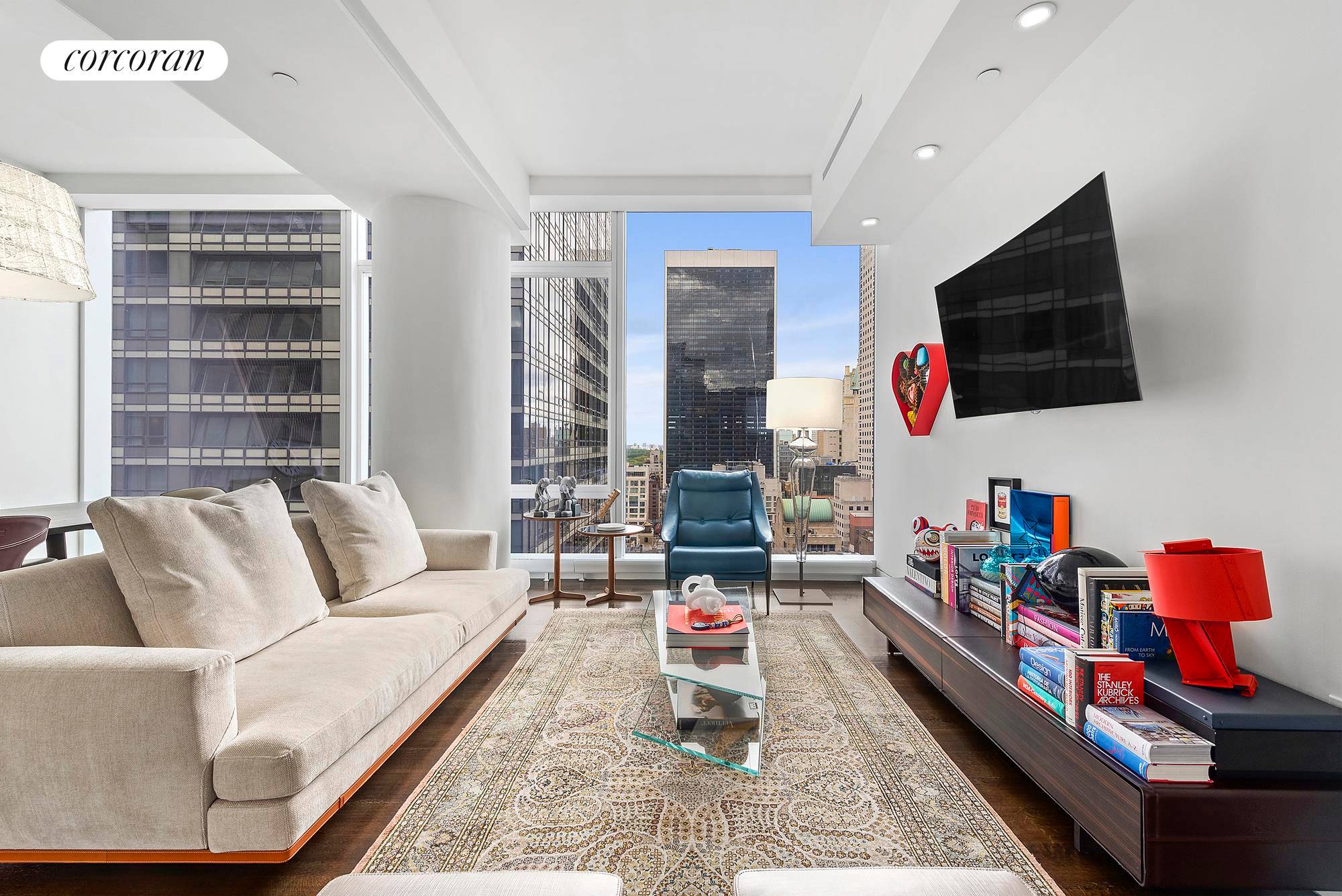 Luxury amp ; RefinementWelcome to Residence 22B, a stunning and gracious 1, 203 square foot 112 sq m one bedroom, one bathroom, fully furnished residence at the acclaimed Baccarat Hotel ...