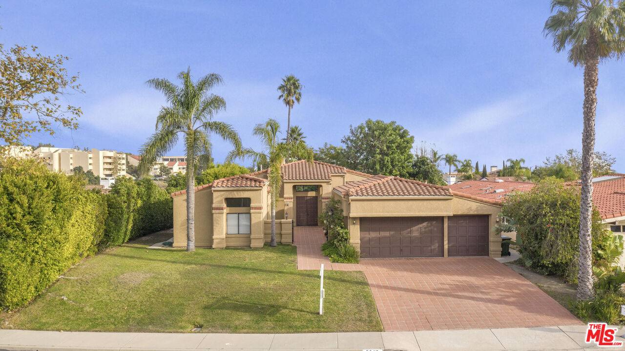 3516   Malibu Country Dr 4.0 Malibu LA