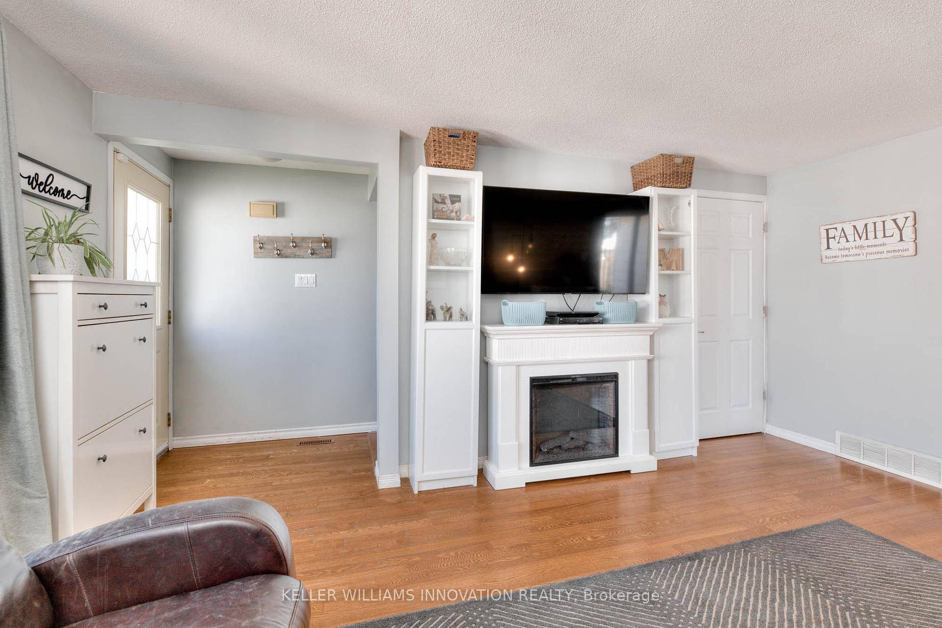 Welcome to 64 Harvest Courtan inviting bungalow tucked away on a quiet, family friendly street.