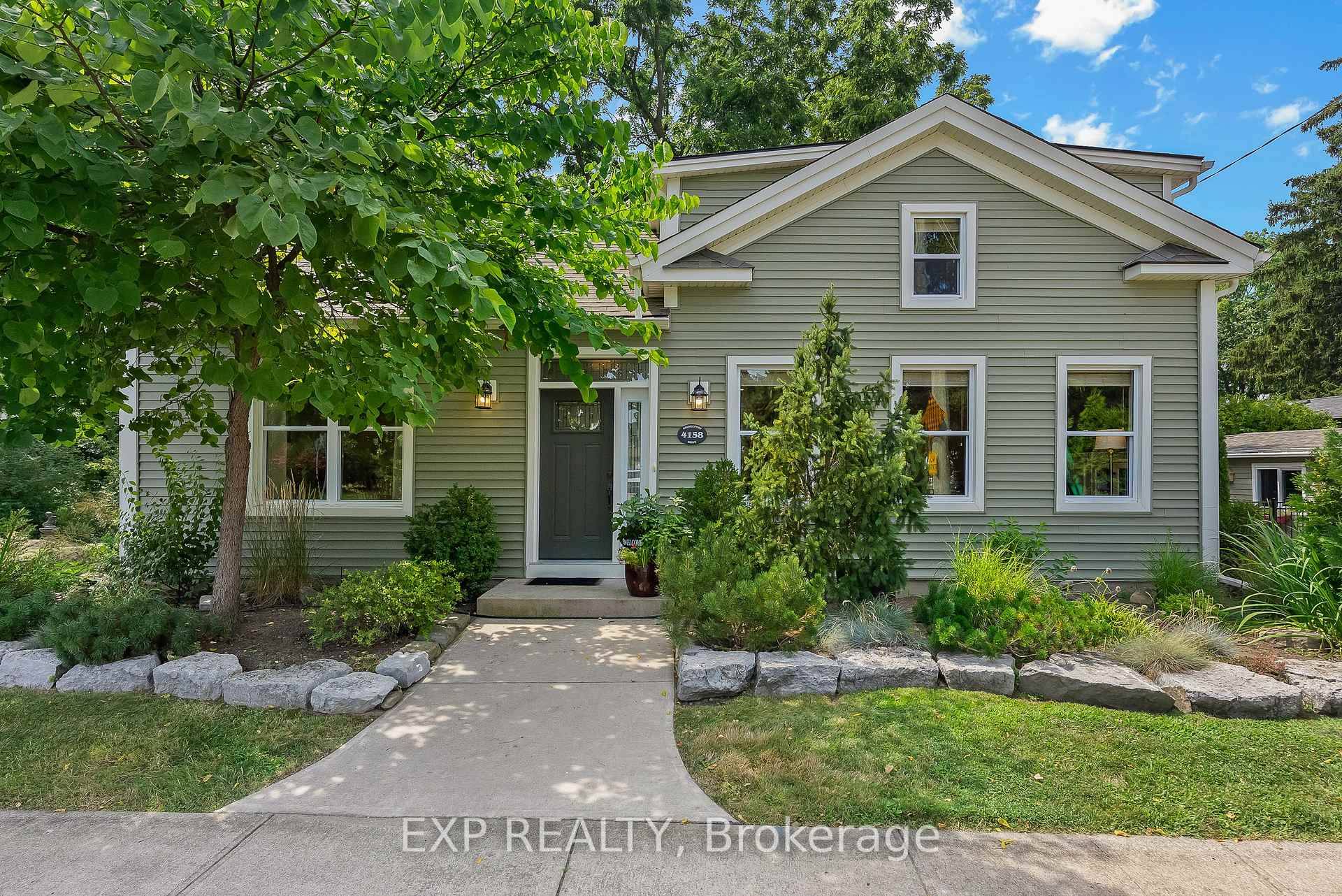 Welcome to 20 Mile Creek Living in the Heart of Wine Country.