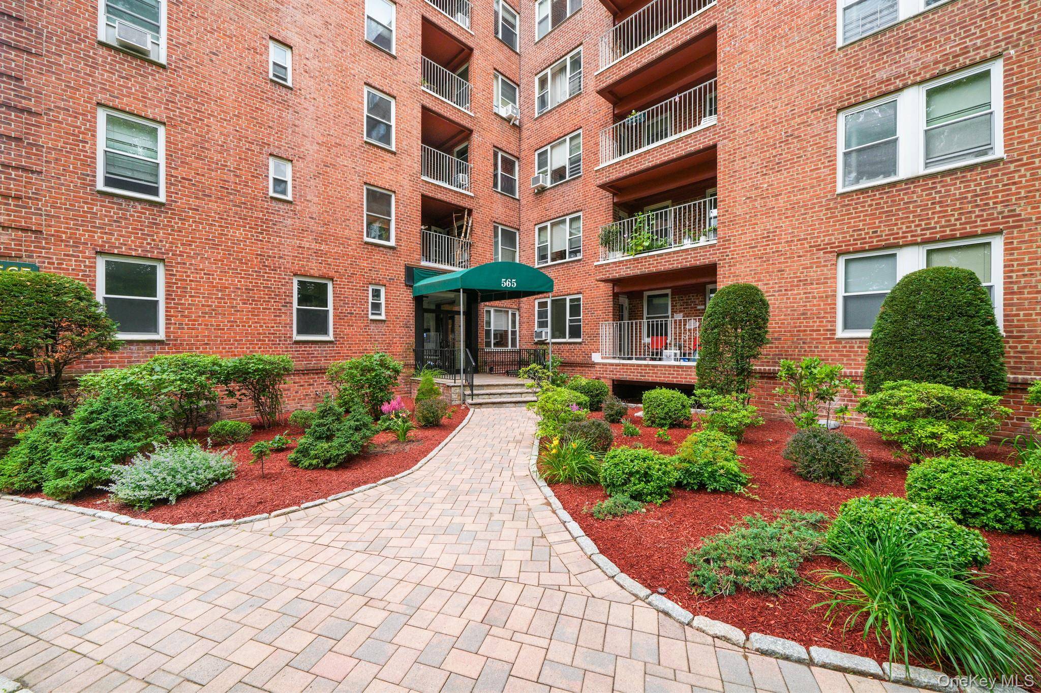 Welcome to this beautifully updated 2 bedroom, 2 bathroom condo located in the heart of Hastings on Hudson, just moments from shops, restaurants, parks, and public transportation.