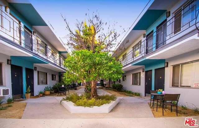 2727   Abbot Kinney Blvd Marina Del Rey LA