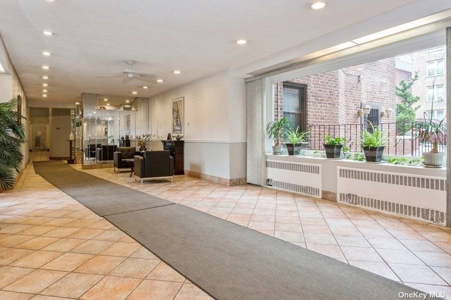 Gorgeous completely newly renovated studio located on Dartmouth Street, south side of Queens Blvd.