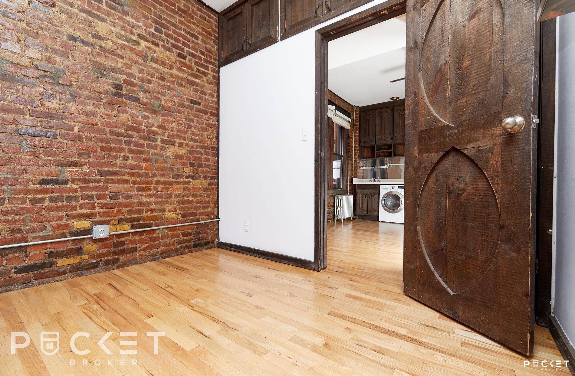Well maintained brownstone in the iconic East Village, home to hip cafes and bars, restaurants and shops, and only steps away from Union Square !