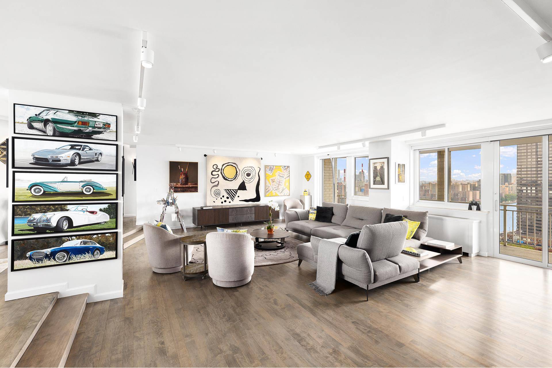 Breathtaking river and city views await from this high floor, sun drenched home boasting triple exposures with unobstructed views of the East River and Manhattan skyline, as well as open ...