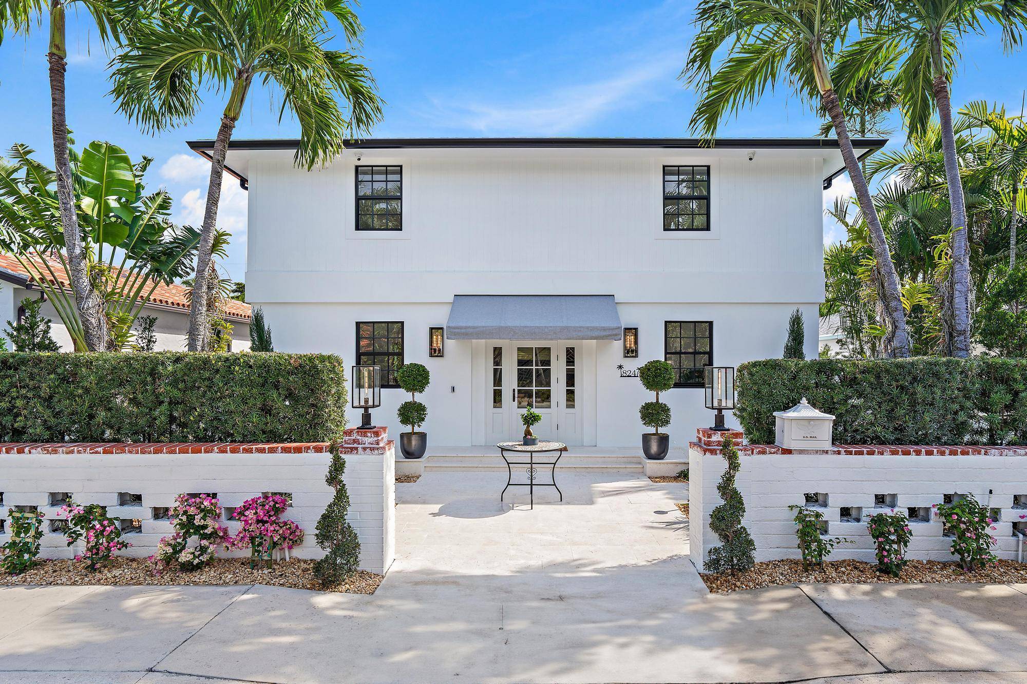 Be the first to live in this exquisitely renovated property, available now for a furnished annual lease in Lake Worth Beach's historic Parrot Cove.