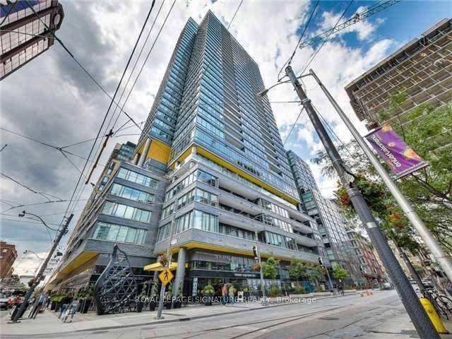 Charlie Condos, By the Entertainment amp ; Fashion Districts, 36 Storey Tower, Fully Appointed Lux Amenities, Walking Distance to Everything.