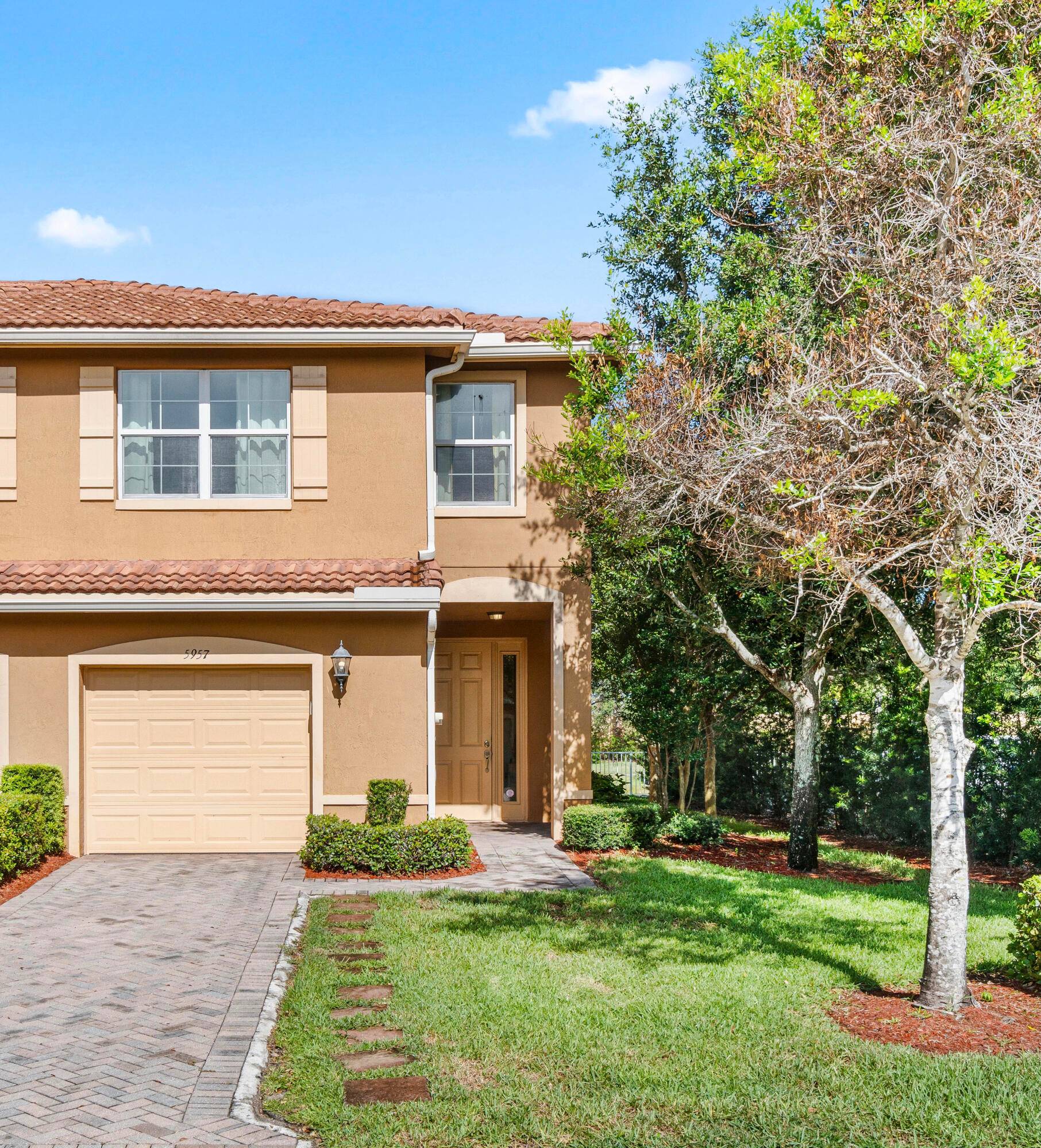Welcome to your perfect retreat !