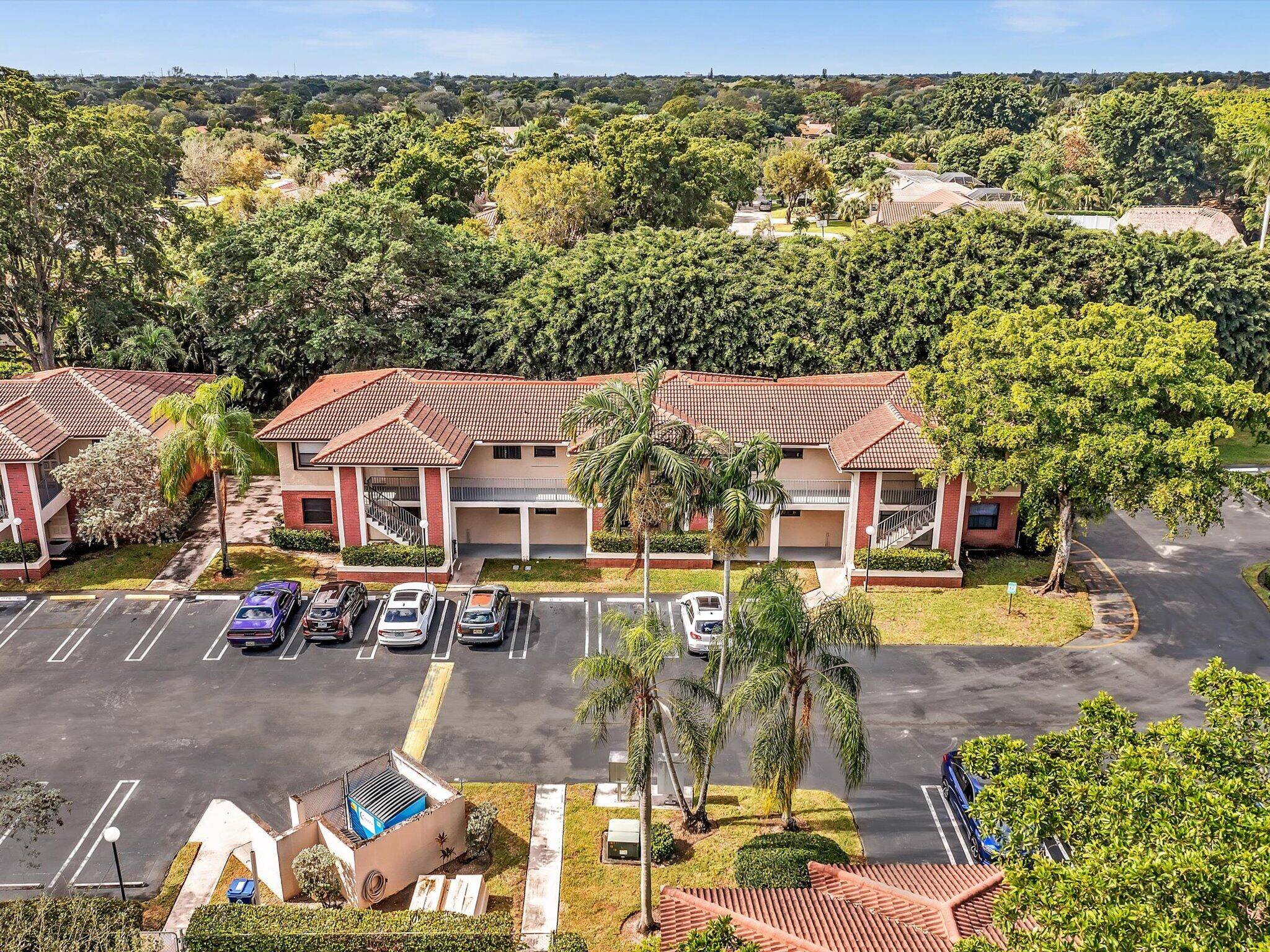 Rare investment or end user opportunity in highly desirable Coral Springs !