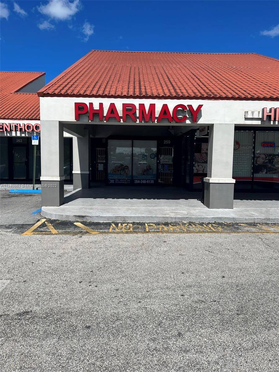 Great location, over 20 years in business, pharmacy for sale, Turnkey included Inventory, Pharmacist, professional staff, office equipment, vendors, supplier, establish clients and Customers.