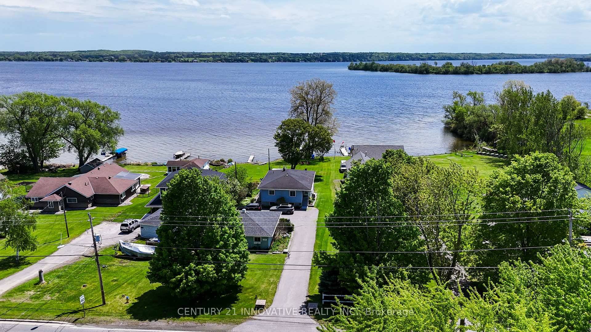 Welcome to 52 Main St In Deseronto.