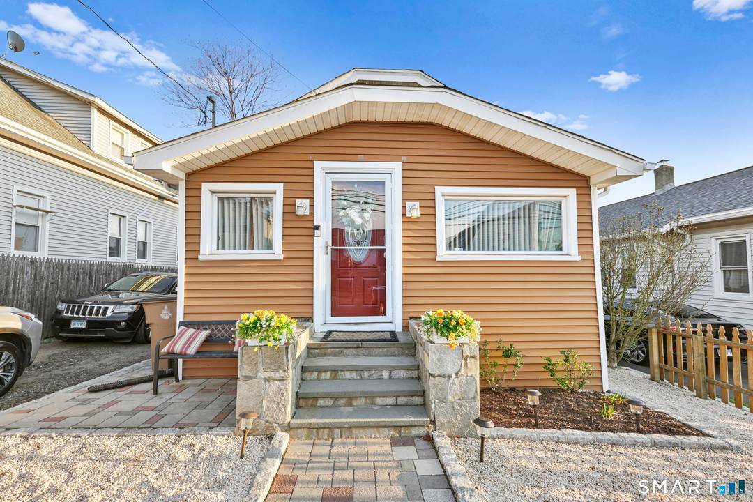 This beautifully renovated 2 bedroom home in the heart of Stamford offers a rare combination of modern luxury and suburban ease.