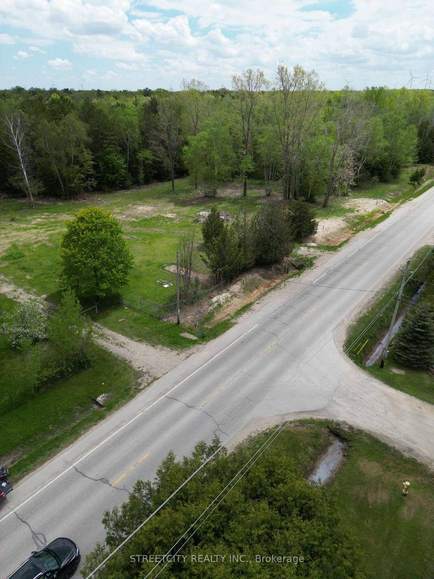 Steps from Lake Huron Build Your Dream Cottage or Home !