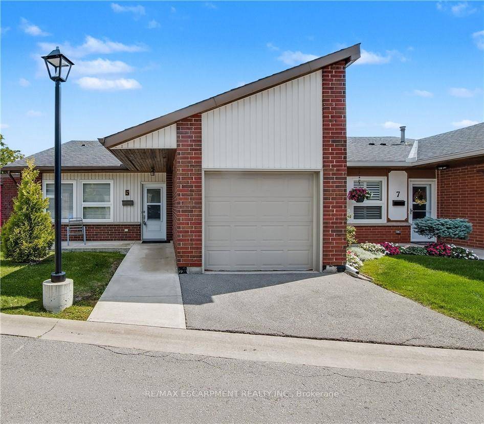 Welcome to 5 Archdeacon, located in the sought after gated 55 community of St.