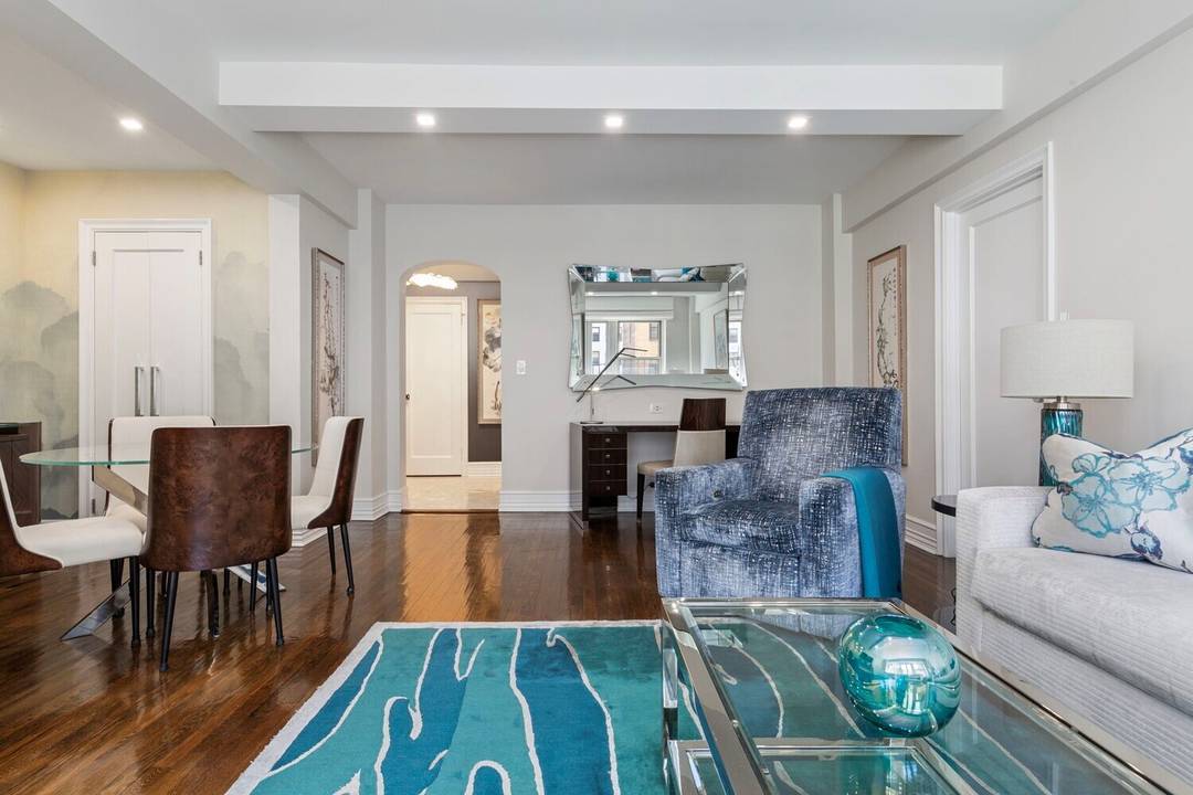 Flooded with light facing south east, this turnkey pre war one bedroom offers nearly 1, 000sf including a south facing terrace spanning the entire apartment with open city views.
