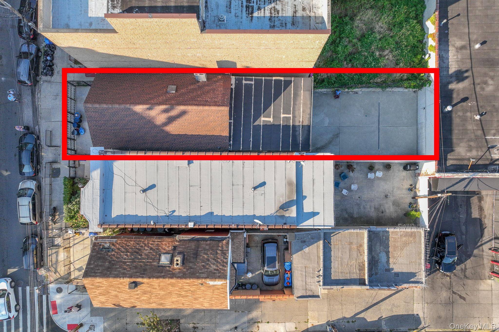 We are beyond thrilled to offer this incredible investor or end user opportunity and THE BEST deal for an 8 bedroom 4 FULL bathroom 2 family property with private driveway ...