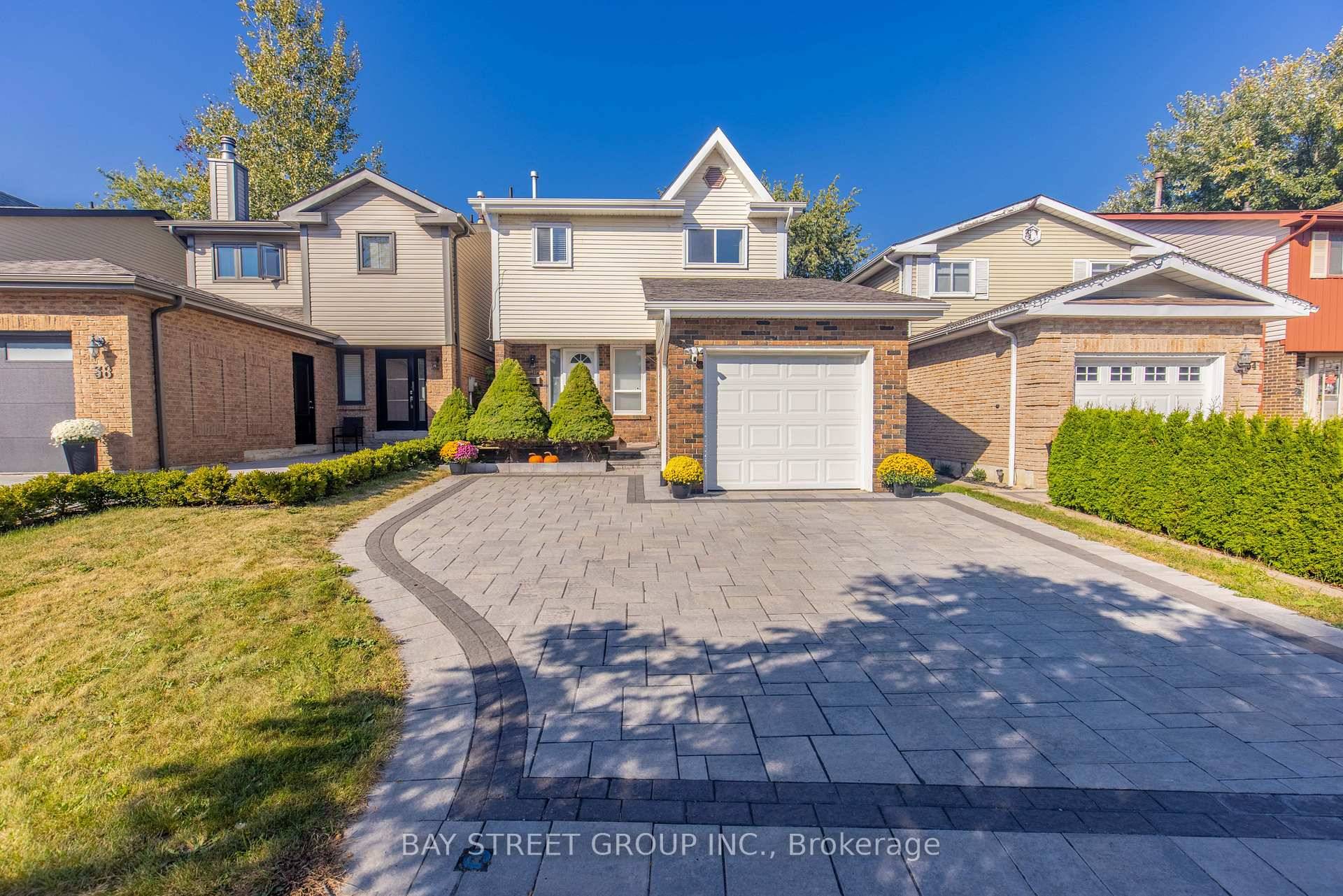 Excellent School Zone Located within the prestigious St.