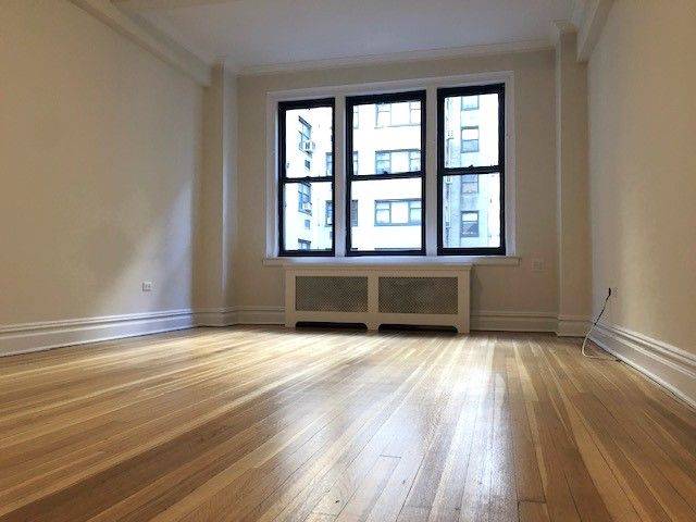 Renovated one bedroom with high ceilings, windowed bathroom, granite countertops in the kitchen and great natural light.