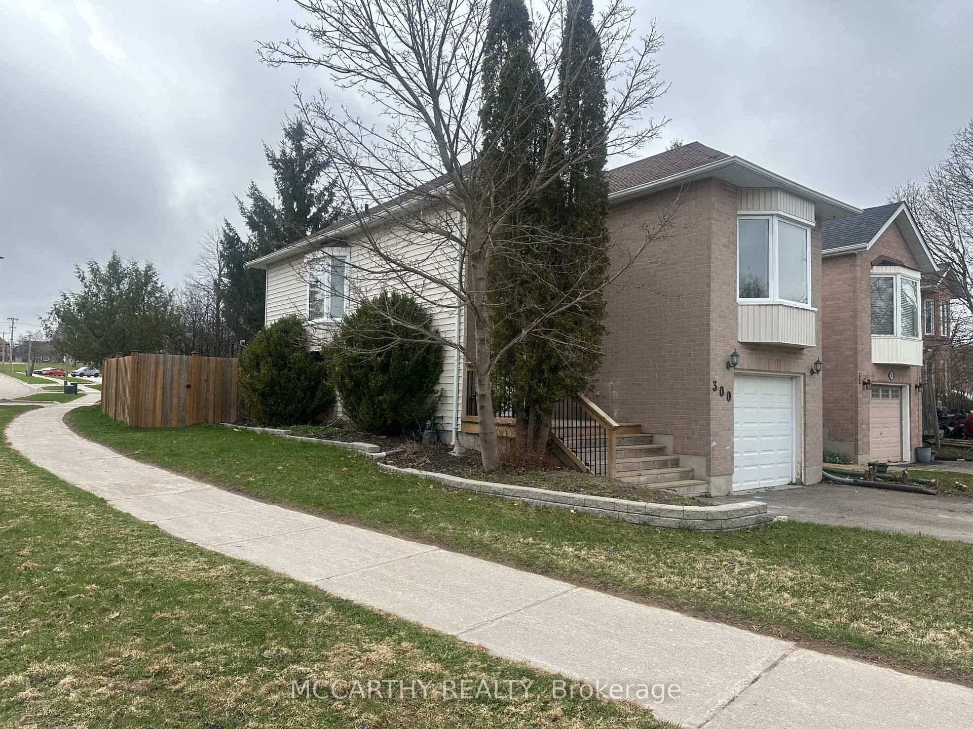 Welcome to this Beautiful 3 bedroom, 2 bathroom home, perfectly situated in the Heart of Shelburne on a desirable corner lot in a Family Friendly Cul de sac !