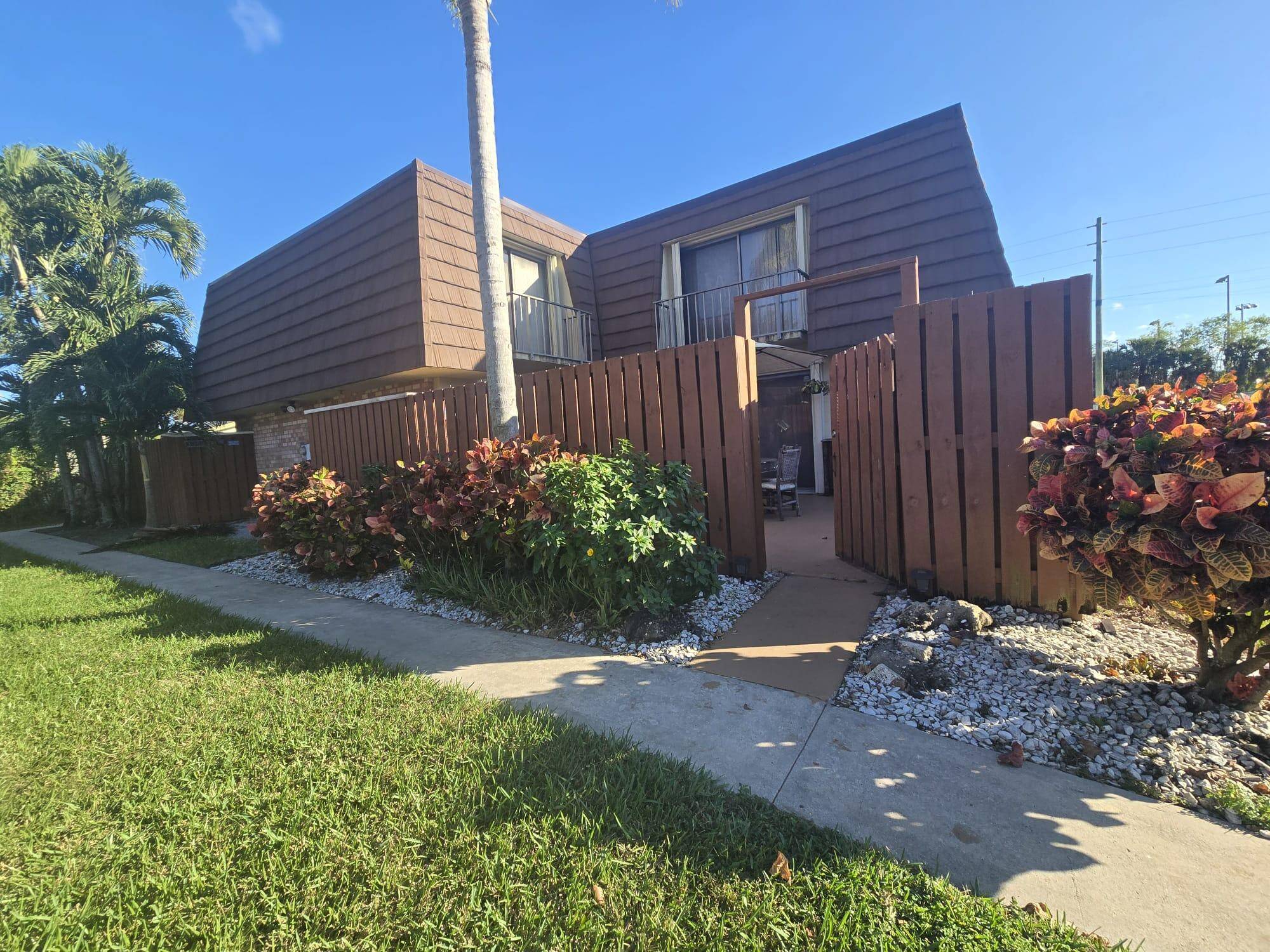 Beautiful, fully renovated and turnkey townhome waiting for its new owner.