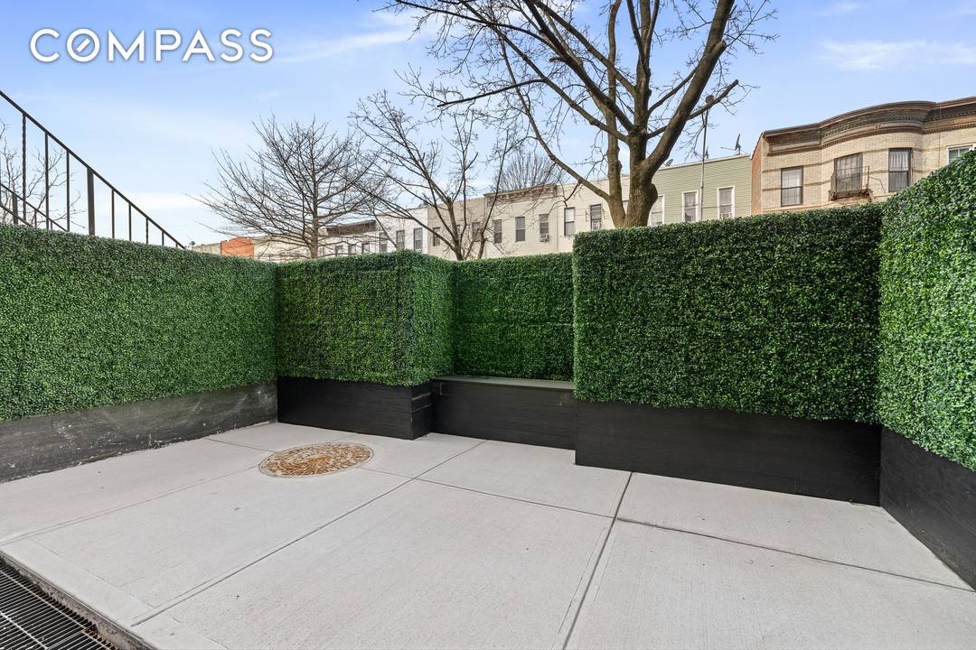 Welcome to Decatur Lofts, a boutique new development condominium offering a limited collection of eight thoughtfully designed residences.