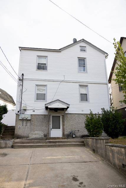 Great investment opportunity in Elmont !