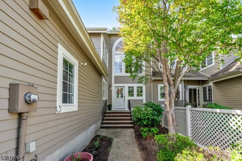 Welcome to this beautiful cul de sac townhome in highly coveted Ridge Rise Estates !