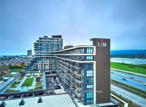 Prime Location ! 2 Bedroom Den Condo Apartment for LEASE in Up and Coming Grimsby Discover this exceptional 2 bedroom Plus Den condo apartment boasting unobstructed lake views !