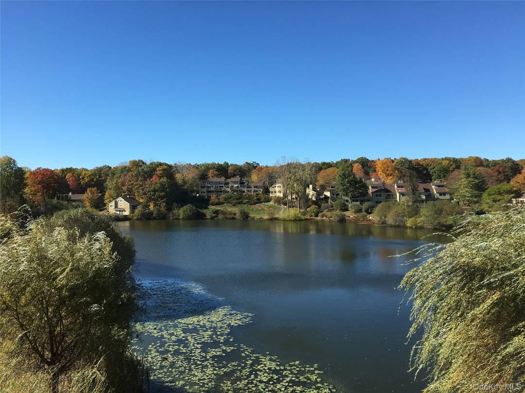 Welcome to Lakeview Lofts A newly constructed collection of boutique luxury waterfront rental residences in South Salem, offering refined one level living in a peaceful natural setting.