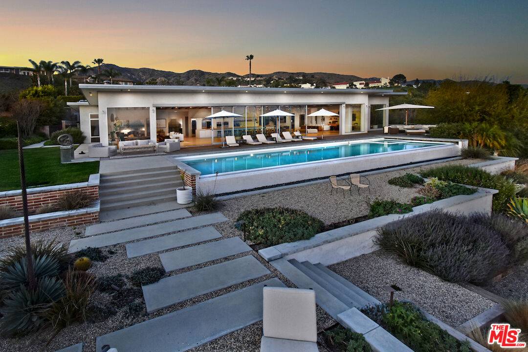24683   PACIFIC COAST HWY Malibu LA