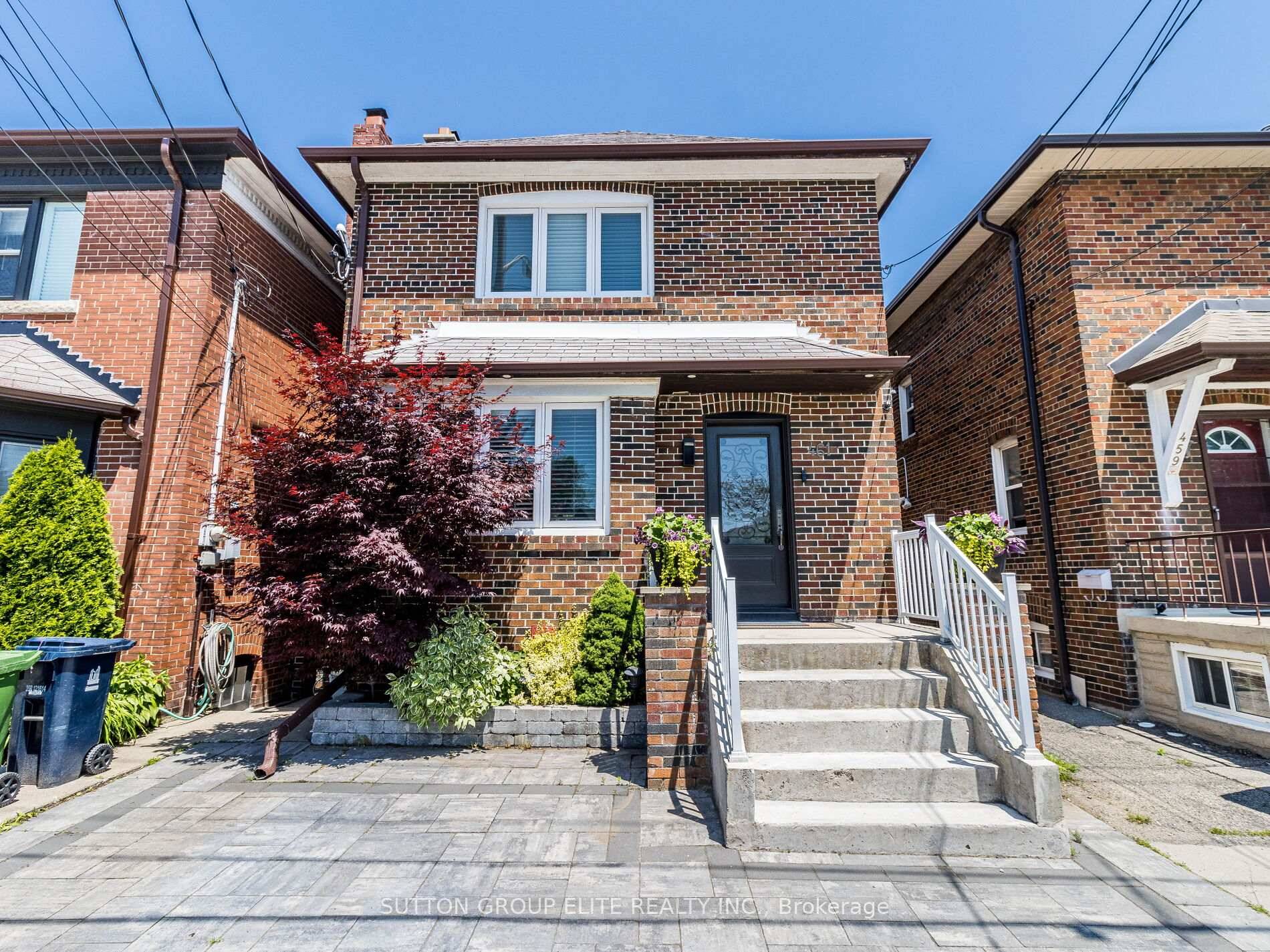 Riverdale oasis in the city !