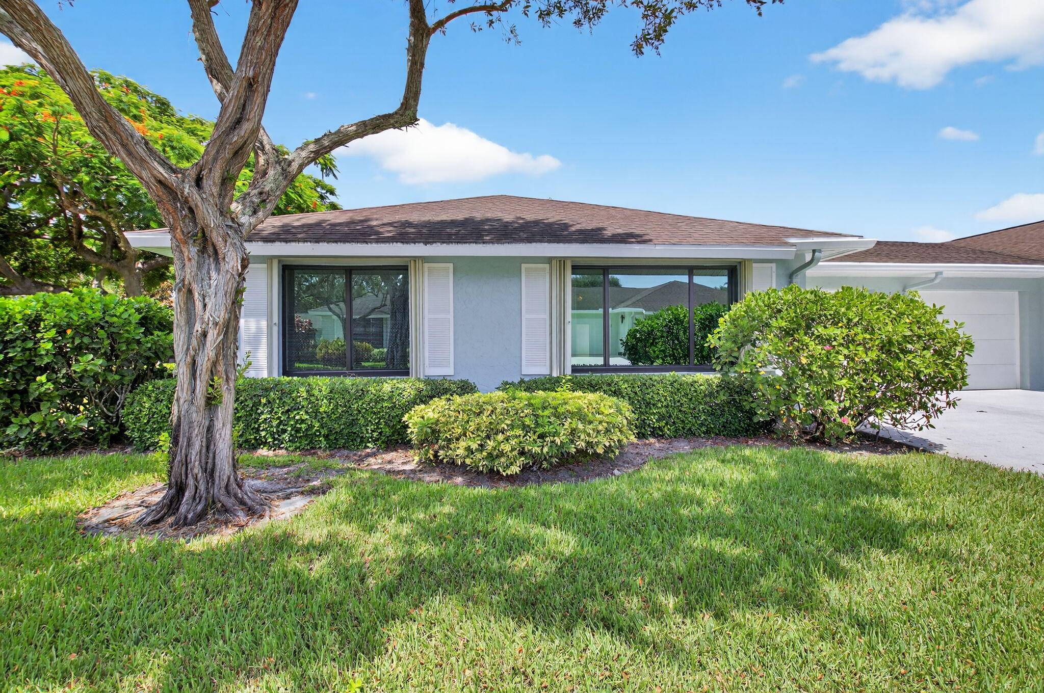 Discover this charming corner unit villa in Bent Tree East, featuring 2 bedrooms and 2 bathrooms.
