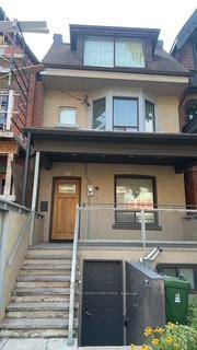 One Bedroom Appartment on Third Floor, Great Location, Ttc Street Car At The Door, Close To Bank, Shopping Centre, Walking Distance To University Of Toronto.