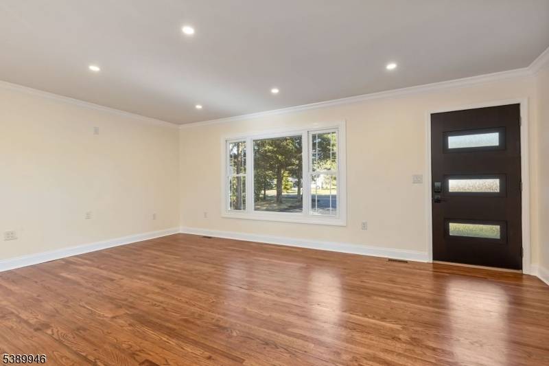 Located on a Quiet Dead end Street offering a country setting vibe, with five bedrooms and three full bathrooms.