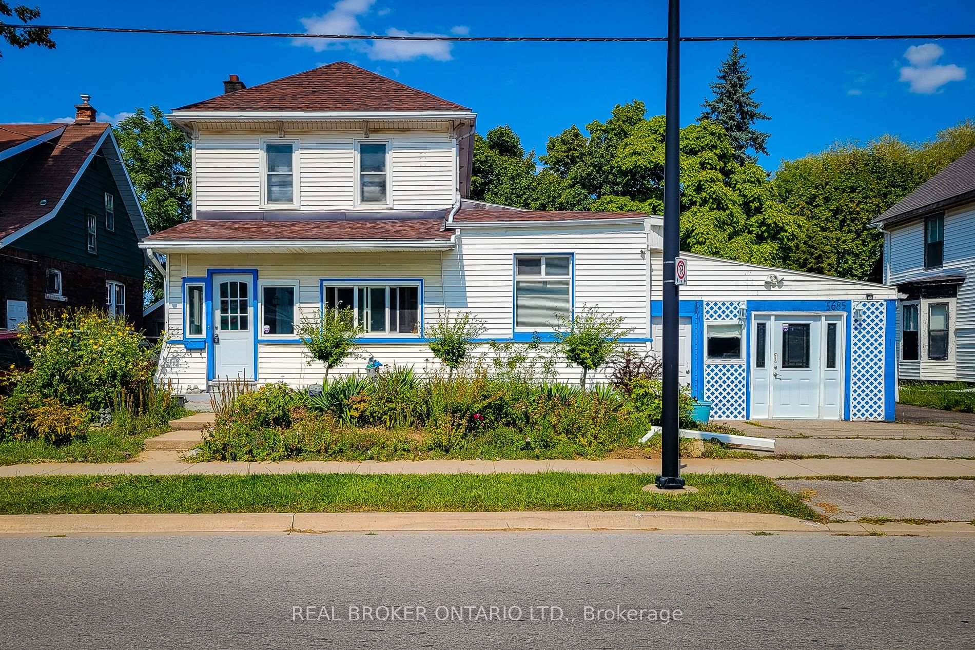 Tons of potential in this spacious 3, 500 sq.