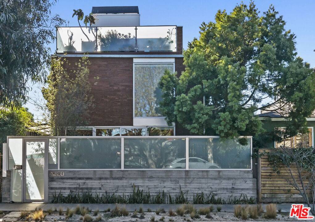 1220 Cabrillo Ave 3BR Marina Del Rey La