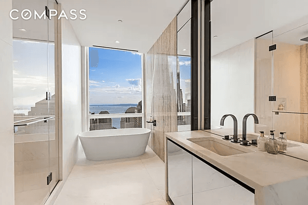 Welcome to the 44th floor of 111 Murray, a stunning 3 bedroom, 3.