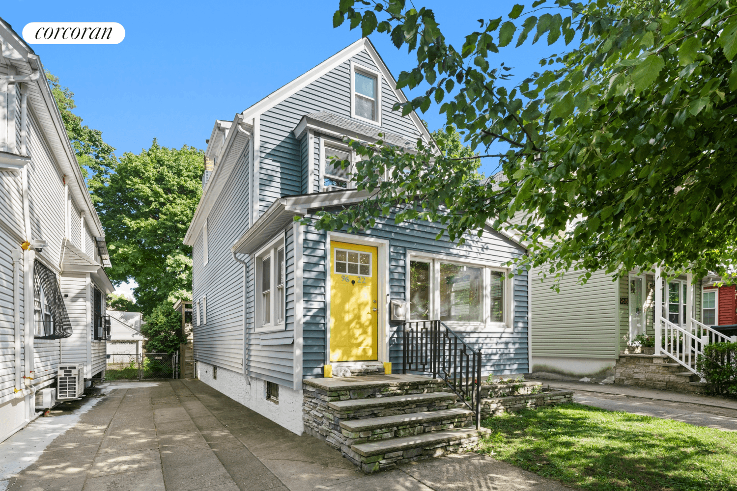 Stunning Home in Historic Forest Hills !